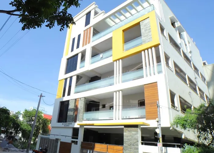 Truelife - Near Railway Station On Way To Balaji Temple - Breakfast Included - Ac 2Bhk Apartments - Coffee Tea Milk - Modular Kitchen, Super Fast Wifi, Smart Tv, 250 Jio Channels - Parking - Easy Access To All Temples - Top Service With Lots Of Love